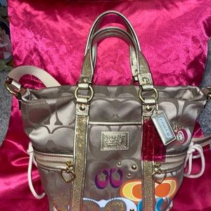 Authentic Coach Daisy Poppy Spotlight Bag Serial No. H1220-F21101